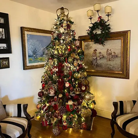 The Queen's House Willa *