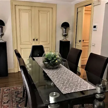 The Queen's House Willa Agrigento