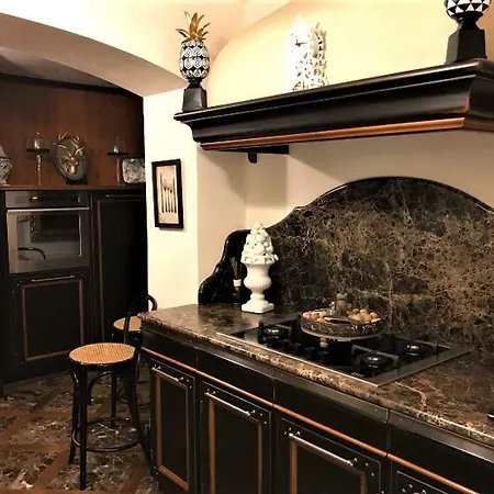 Willa The Queen's House *