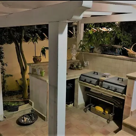 The Queen's House Willa